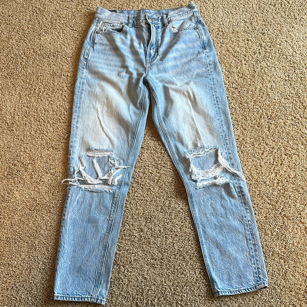 American Eagle Mom Jeans